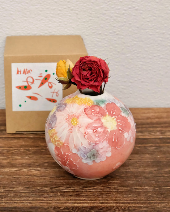 Yuzuriha Flower Vase 紅彩花間取(Gift box)