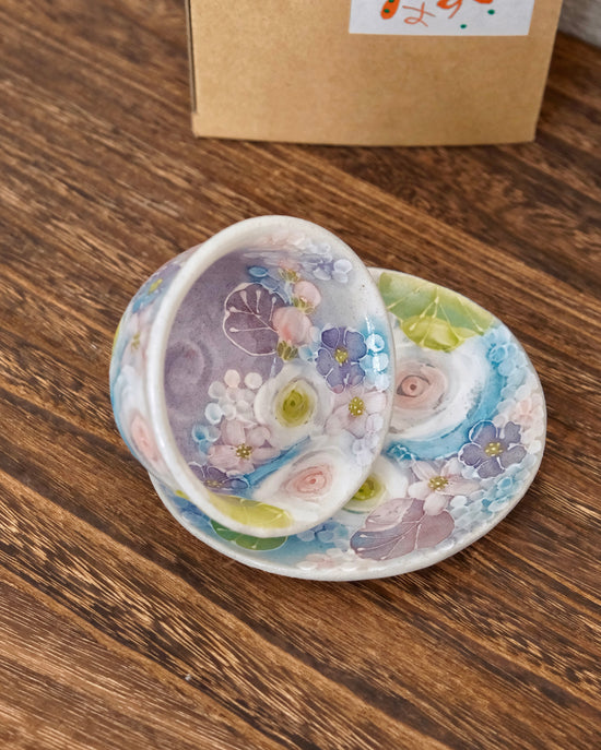 Yuzuriha Flower tea cup and saucer set彩ばら花紋(Gift Box)