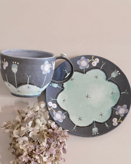 Artist 中村明美 275ml Coffee & Saucer Set