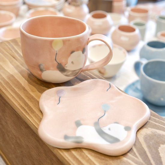 Artist 柴田礼美 385ml Cup with Saucer Set