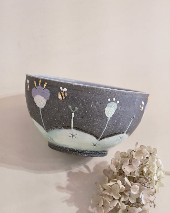 Artist 中村明美 13cm Bowl Bee/Sheep