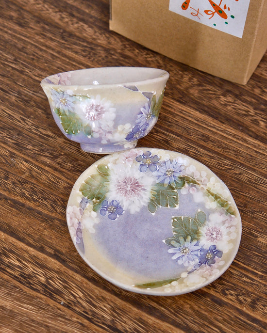 Yuzuriha Flower tea cup and saucer set 花かざり(Gift Box)