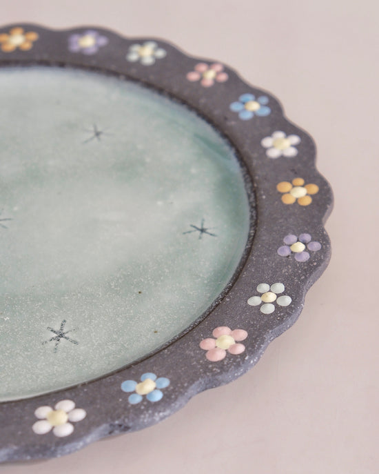 Artist 中村明美 18.5cm Flower Plate