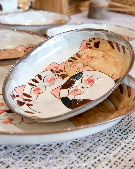 Hasami ware Cutie Kitty Curry Oval plate