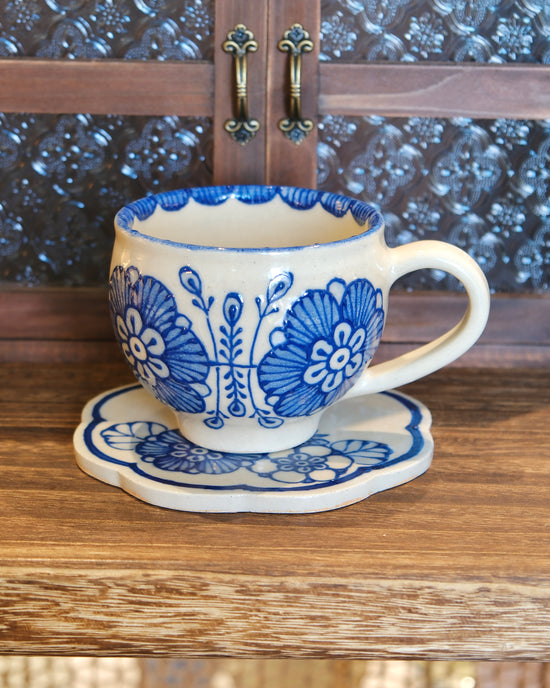 Artist 谷囗なづみ Blue and White Mug/Coffee Cup w Saucer Set