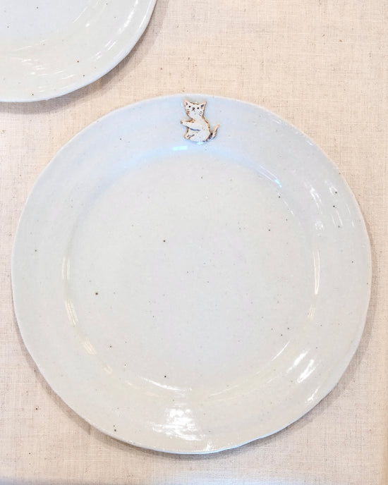Japan Artist 田部桃子 M Round Plate 18.7cm