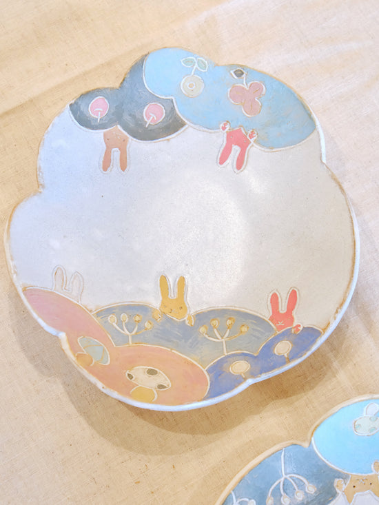 Japan Artist 星桐子 Hoshi Kiriko Cloud Plate 18cm