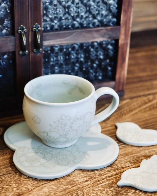 Artist 谷囗なづみ Flower Coffee Cup w Saucer Set