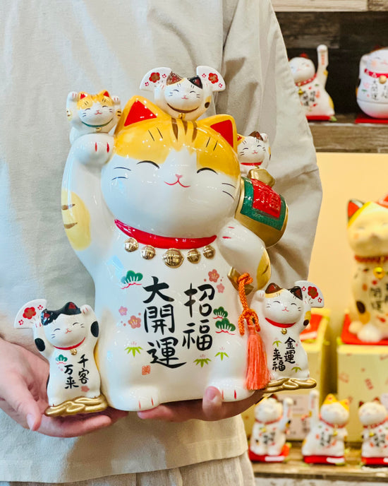 Japan Yakuho Fortune Extra LL Cat H29cm(Gift Box)