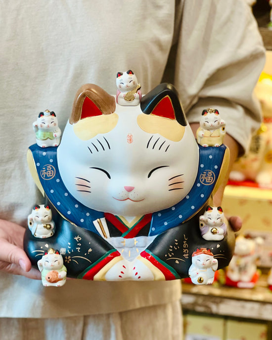 Japan Yakuho Fortune LL Cat H22cm(Gift Box)