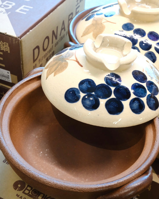 Banko ware Purple Grape 0.9L Donabe Pot 6 size(Gift Box)