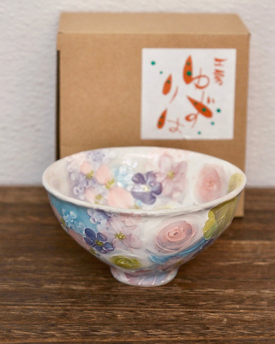 Yuzuriha Rice Bowl 彩ばら花紋(Gift box)