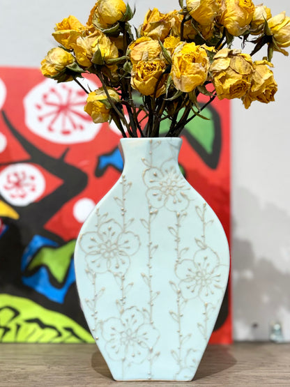 Artist 谷囗なづみ Flower Vase