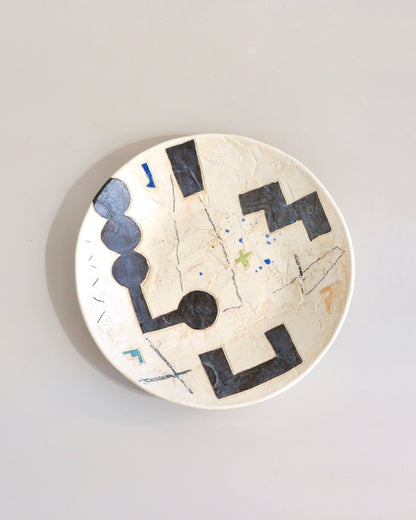 Artist 石丸和美 21cm Black Round Plate