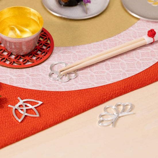 Nousaku Chopstick Rest Pine/Bamboo/Plum Set(Wooden Box)