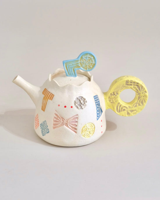 Artist 石丸和美 580ml Teapot