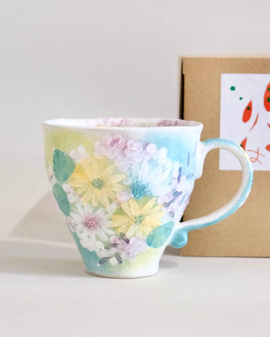 Yuzuriha NEW! Mug 緑彩花畑(Gift Box)