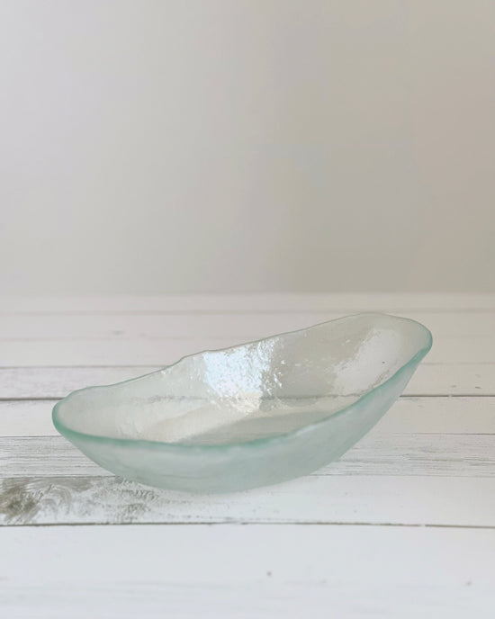 Artist 名和ショウ Oval Fruit Bowl