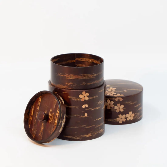 Yatsuyanagi Sakura Tea Container(Gift Box)