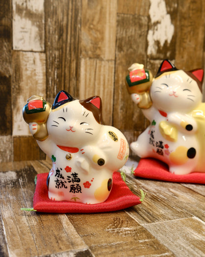 Japan Yakuho Fortune Cat L(11cm)/M(8.5cm) (Gift Box)