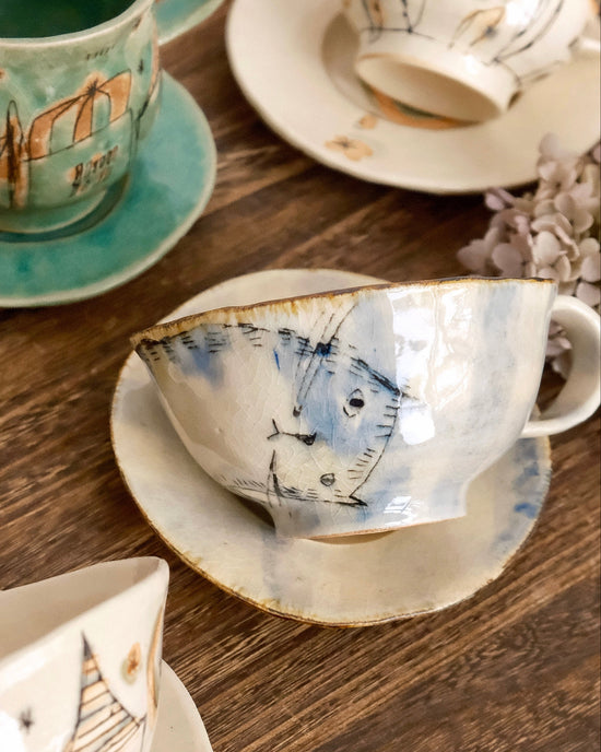 Artist 西本なほ 260ml Blue kitty Coffee Cup with Saucer