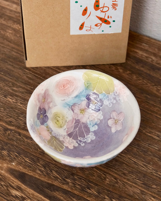 Yuzuriha Rice Bowl 彩ばら花紋(Gift box)