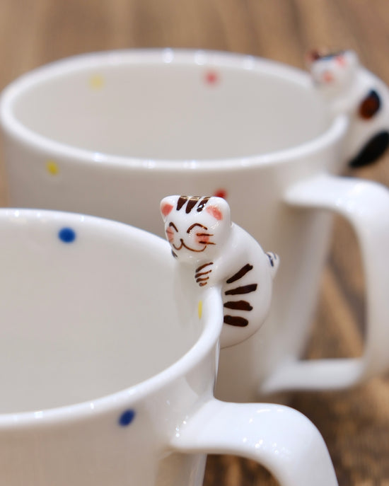 Hasami ware White Kitty Mug 280mlA/B