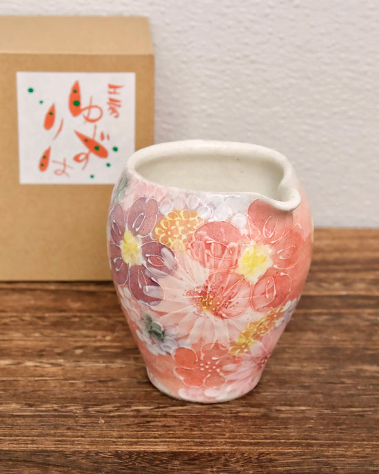 Yuzuriha New! Tea/Sake Bottle 紅彩花間取 (Gift Box)