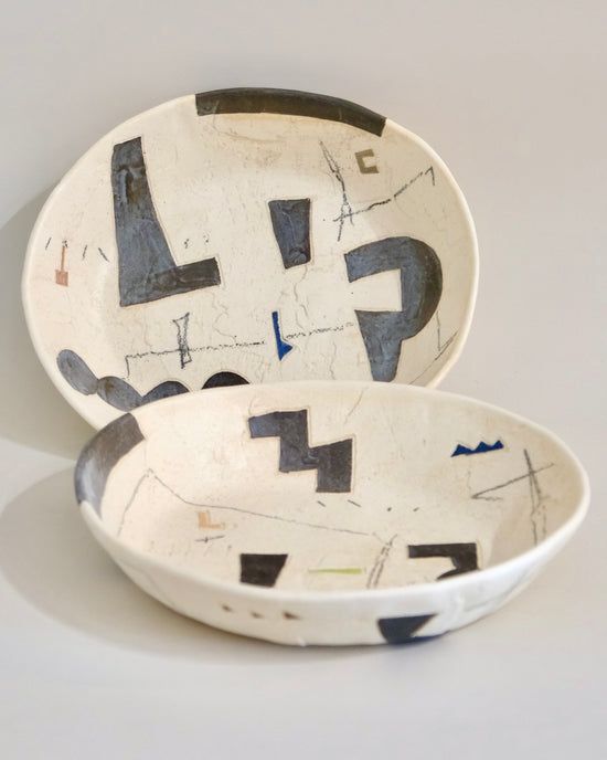 Artist 石丸和美 19.5cm Black Deep Plate