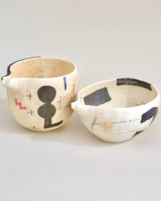 Artist 石丸和美 Spouted Bowl