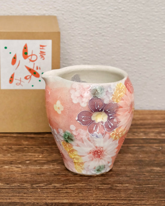 Yuzuriha New! Tea/Sake Bottle 紅彩花間取 (Gift Box)