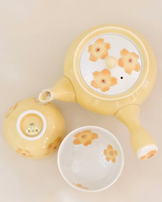 Arita ware Yellow Sakura Teapot set(Gift Box)