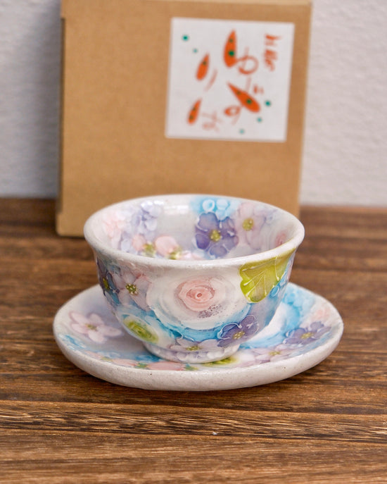 Yuzuriha Flower tea cup and saucer set彩ばら花紋(Gift Box)