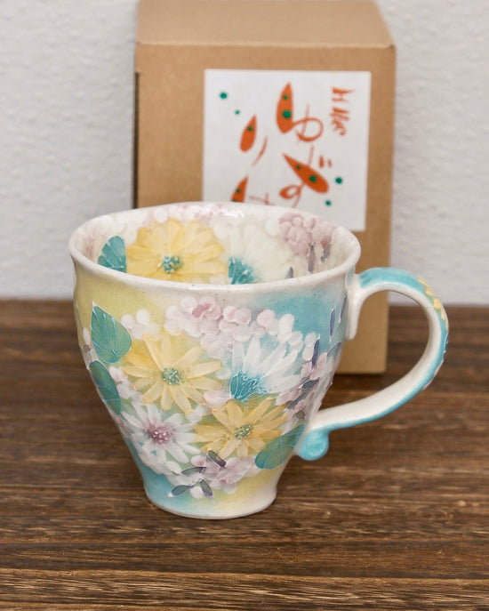 Yuzuriha NEW! Mug 緑彩花畑(Gift Box)