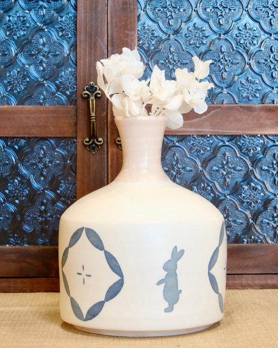 Japan Artist Notari Flower Vase