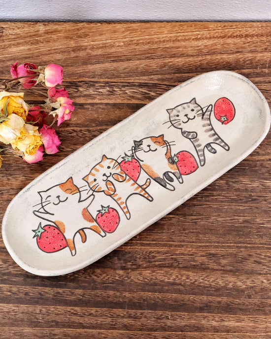 Artist 平瀬マリ子 31cm Long Oval Plate