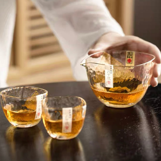 Toyo Sasaki Katakuchi Golden/ Sake Cup(Gift Box)