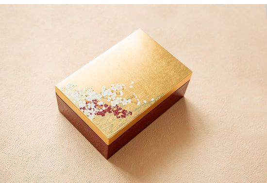 Japan Yamanaka Sakura Box w Mirror(Gift Box)