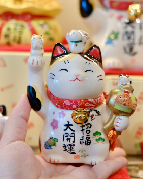 Japan Yakuho Fortune Cat H12cm 7457(Gift Box)