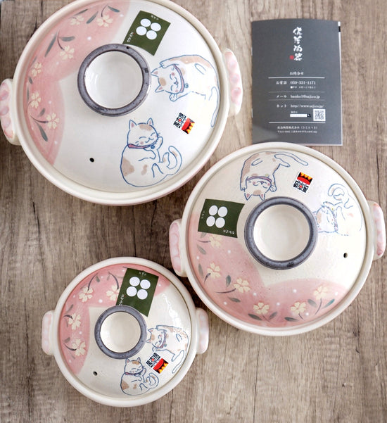 Banko ware Pink Kitty 0.9L/2.3L/3.4L Donabe (Gift Box)