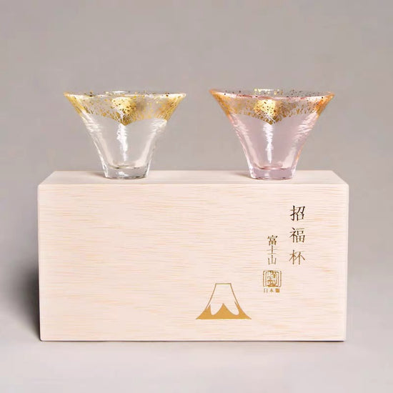 Toyo-Sasaki Fuji Golden Pair Sake Cups(Wooden Box)
