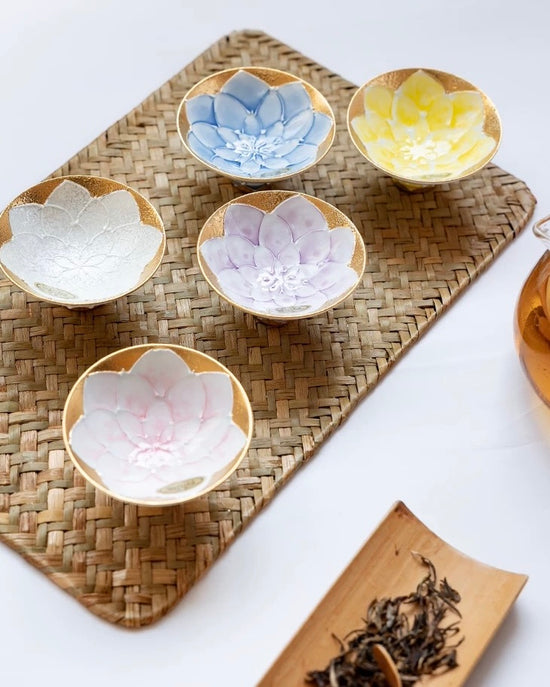 Arita ware 5pcs Peony Tea/Sake Cups(Wooden Box)