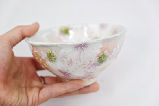 Yuzuriha NEW! Rice Bowl 彩紅小花(Gift box)