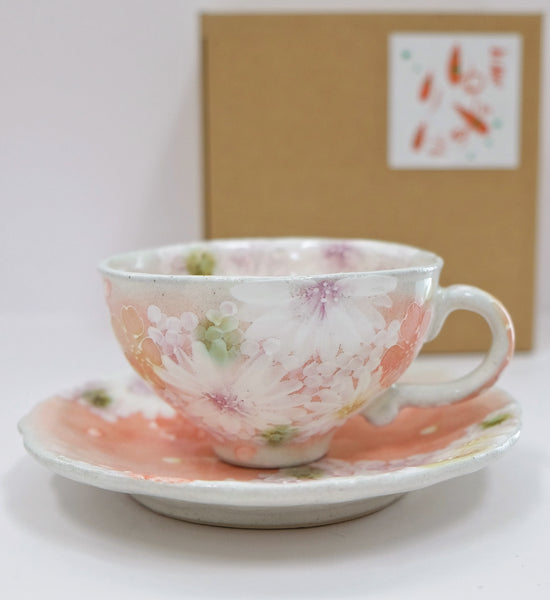 Yuzuriha NEW! Coffee cup Set 彩紅小花(Gift box)