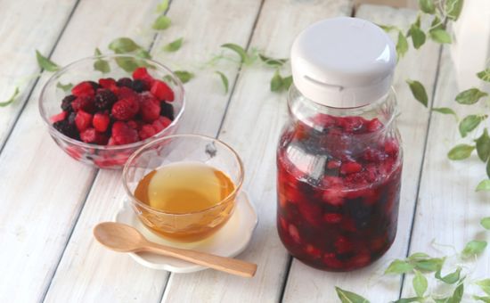 Toyo sasaki 930ml Fruit Syrup Jar (Gift Box)