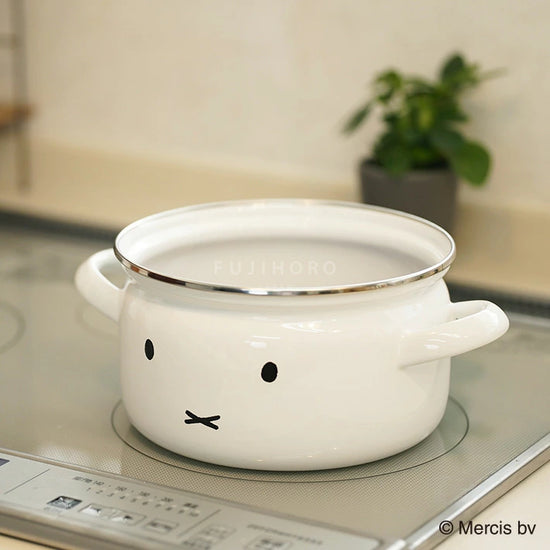Fuji Horo 2.5L(18cm) Pot with Glass Lid Miffy Series (Gift Box)