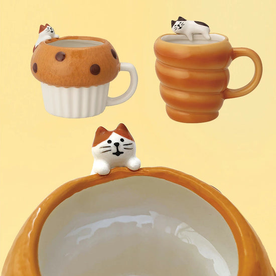 Japan Decole Kitty Bread Mug (Gift Box)