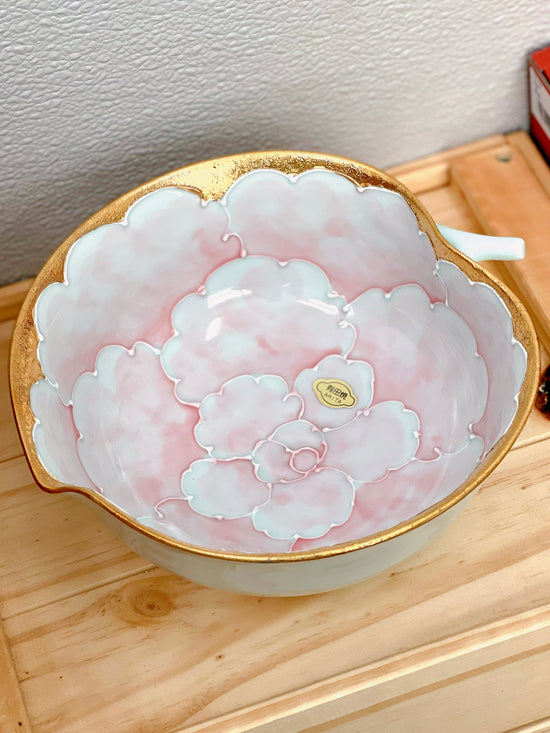 Arita ware Peony Deep Apple Bowl Pink L