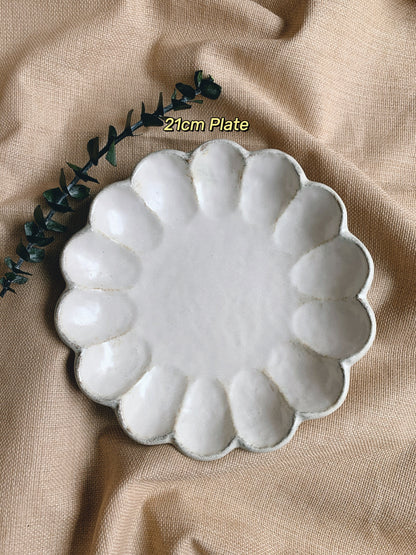 Kaneko Kohyo Plate White