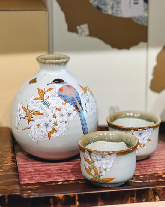 Kutani ware White Bird Sake set(Gift Box)